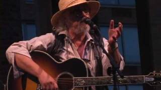 Arlo Guthrie being Hilarious !!! including &quot;Coming Into Los Angeles&quot;