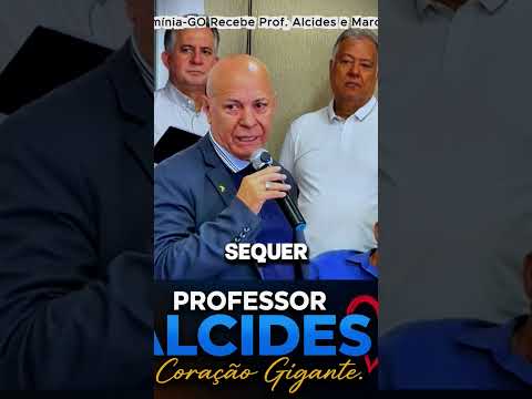 Cromínia nos recebeu de braços abertos e participei de um  encontro com a população de Cromínia