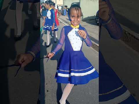 DESFILE CÍVICO DE MORENO PE ESCREVE NO CARNAVAL
