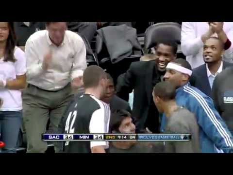 Wesley Johnson Dunks On Luther Head!