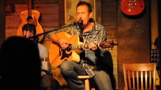 Songwriter Billy Yates sings &quot;Honky Tonk Song&quot;