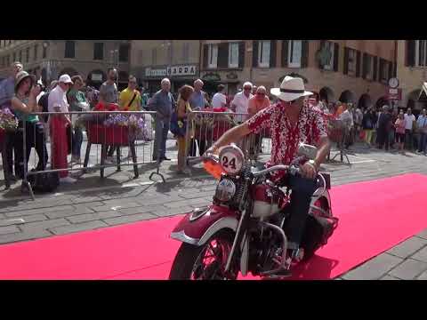 Sfilata Auto e Moto d'epoca