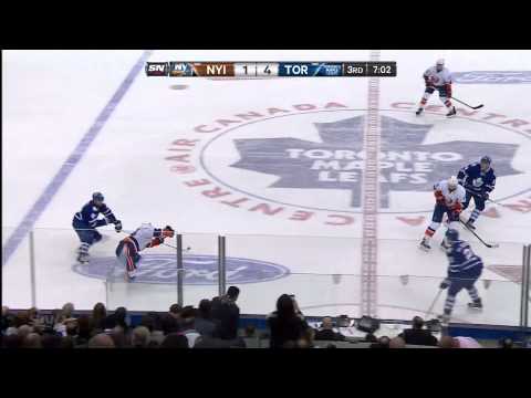 David Clarkson's 1st as a Leaf Goal - Islanders 1 vs Leafs 4 - Nov 19th 2013 (HD)