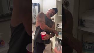 Happy anniversary baby ❤️ to many many more, I love u so much!! 🙏🏽