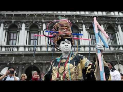 Lugermad Photographers video.