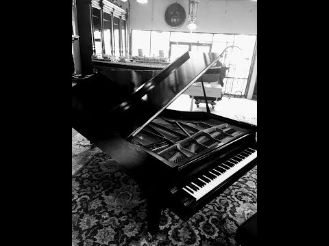Amazing  sounding  Baldwin concert   grand piano  model  D
