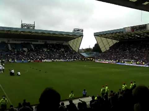Glasgow Rangers 3 IN A ROW - Penny Arcade and SPL Trophy Presentation!
