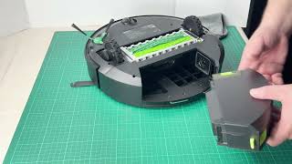  Roomba® Max 700 Series Vac | How to Clean the Filter