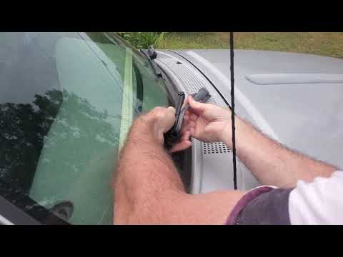 Review of Rain-X Latitude with Water Repellency, - -  installation and demo