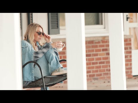 Claudia Hoyser - Small Town Motels (Official Music Video)