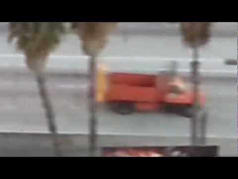 Terra degli uomini - Lorenzo Jovanotti (street video n°1)