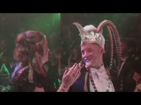 Preens Phil 1 - 't Vastelaovendjlidje (Official Video)