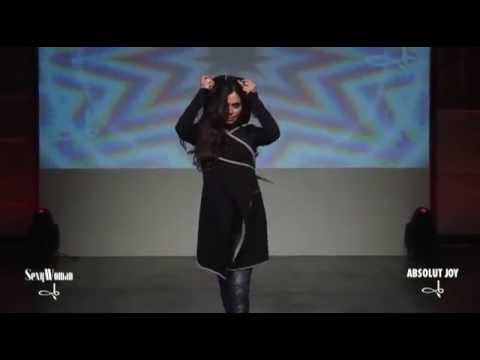 Absolut Joy & Sexy Woman