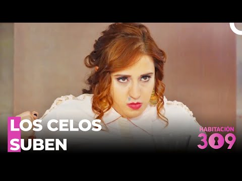 Filiz Está Siendo Celosa - Habitación 309