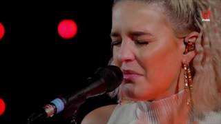 The BSMNT: Anne-Marie - Do It Right (live bij Q)