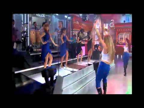 Wesley canta en el Happy Hour - América TeVé