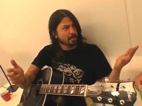 Dave Grohl gives songwriting lesson