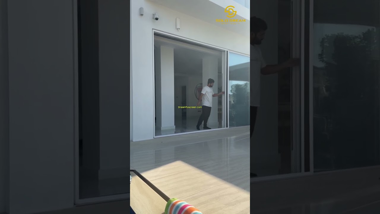 Single Fly Screen Installation Dubai — Retractable Pleated Window Screen