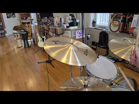 Cymbals - Zildjian 19" A Zildjian Medium-Thin Crash image 3