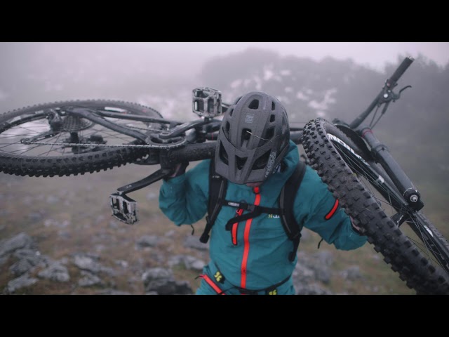 Video teaser for dirtlej Core Edition - The Boss is back!