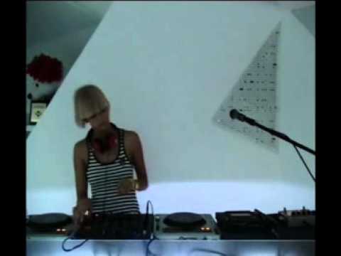 Nata Tomata @ RTS.FM - 10.06.2011