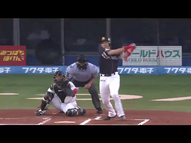 1回表 ホークスが相手ミスからチャンスを広げ、3番・内川がきっちり先制タイムリー!! 2014/7/15 M-H