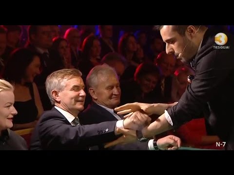 Triukas su Lukašenko, Grybauskaite ir seimo pirmininku | iliuzionistas Anton Lavrentjev