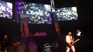 Devin Townsend Project Retinal Circus - &#39;Grace&#39; with Anneke Van Giersbergen