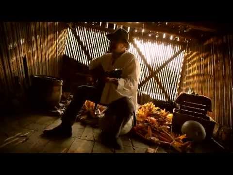 Dragoste rurala ft. Marius Mihalache (Official Video) - Mihai Margineanu