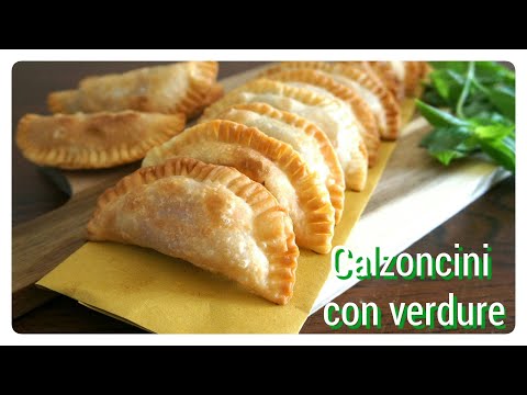 Calzoncini con verdure leggeri e croccanti senza lievito