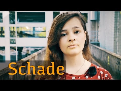Sie trägt keine Brille | Schade
