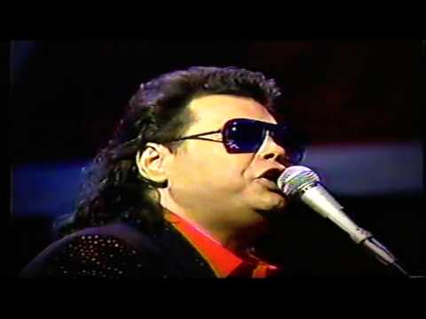 Ronnie Milsap   Dont You Ever Get Tired Of Hurting Me   Remastered