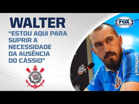 CORINTHIANS AO VIVO! O goleiro Walter concede entrevista coletiva no CT Joaquim Grava