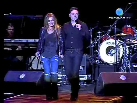 Tiziano Ferro y Amaia Montero   El regalo más grande Live   directo HQ   YouTube