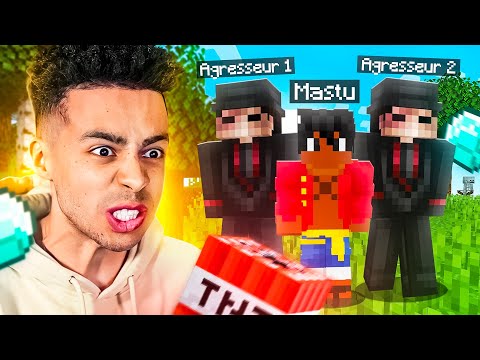 GETTING CONFUSED IN CRAZYTOWN (Minecraft RP with lots of people)