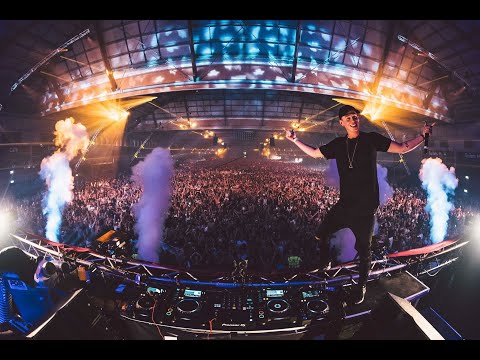 Coone ft Jelle Van Dael - Superman (LIVE Tomorrowland 2018)