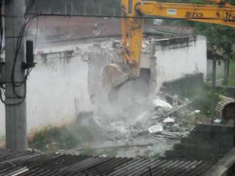 Rodoanel derrubando casas