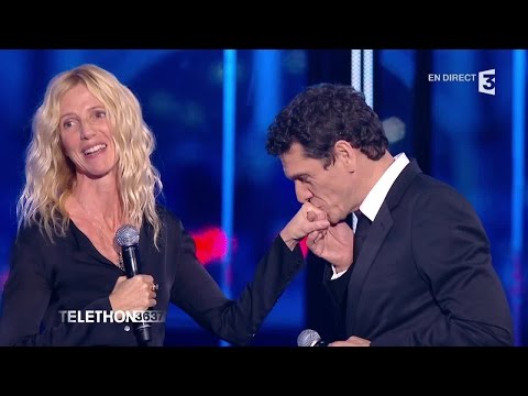 Marc Lavoine et Sandrine Kiberlain chantent "Chère amie" au #Téléthon2015 - 04/12/2015