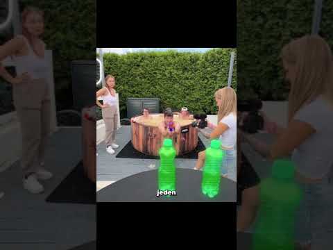 Szymek strzał w 2 butelki na raz #friendz