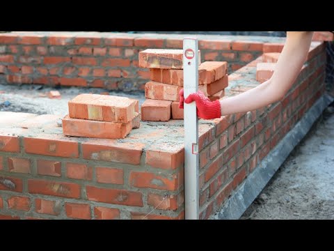 EP.3 - Femeia care zidește lumea