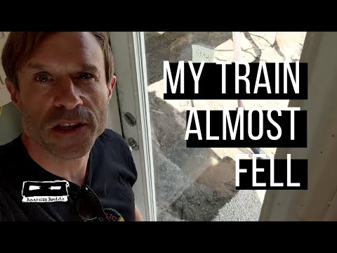My train car almost fell into a hole | From the train 190810