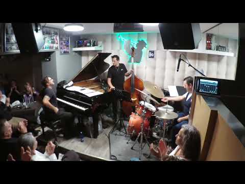 Andrea Rea trio part 2 piazzetta jazz club
