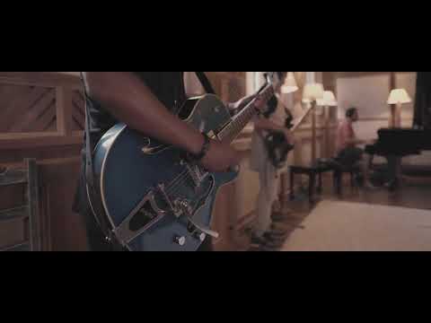 Paulo Nazareth & Estêvão Queiroga, Tantos Sinais