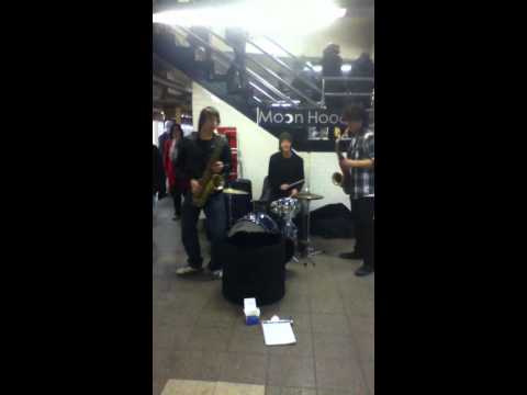 Moon Hooch @ union sq