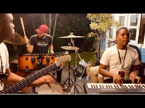 COVER PODEROSO ELE É - JESSICA AUGUSTO - pós culto JNT A CASA 🔥