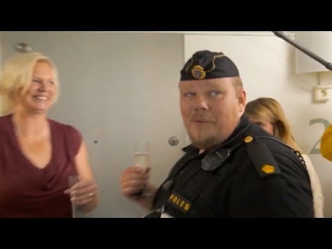 Din man är död - 112 Aina