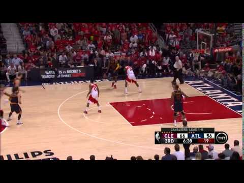 NBA, playoff 2015, Hawks vs. Cavaliers, Round 3, Game 2, Move 38, Matthew Dellavedova, lucky