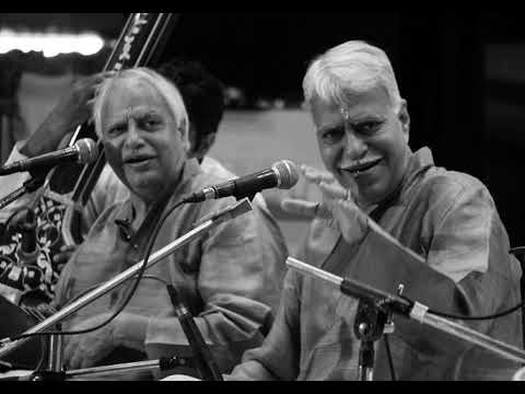 Raga Desh ~ Pt Rajan & Sajan Mishra ~ Malhar Utsav, Baroda (1998)