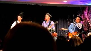 DCCon - Richard&#39;s fear of flying, Trigger Finger intro version