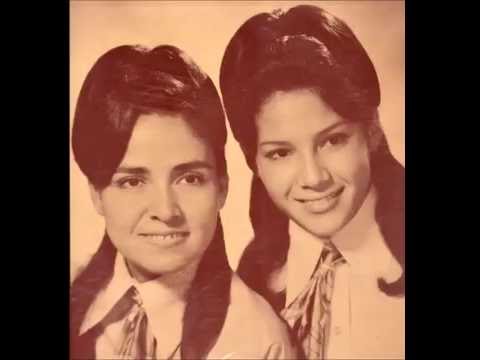 No Soy Nada  -  Martha y María Bonilla.